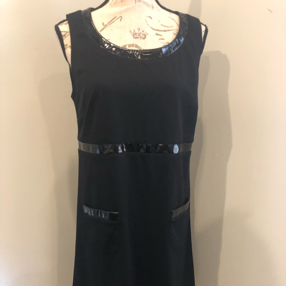 Requirements Black sleeveless dress Sz Small